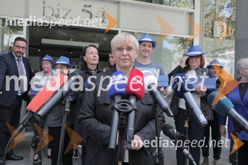  Nataša Pirc Musar, partnerica, direktorica in odvetnica, Pirc Musar odvetniška družba, kandidatka na predsedniških volitvah 2022Vložitev predsedniške kandidature Nataše Pirc Musar