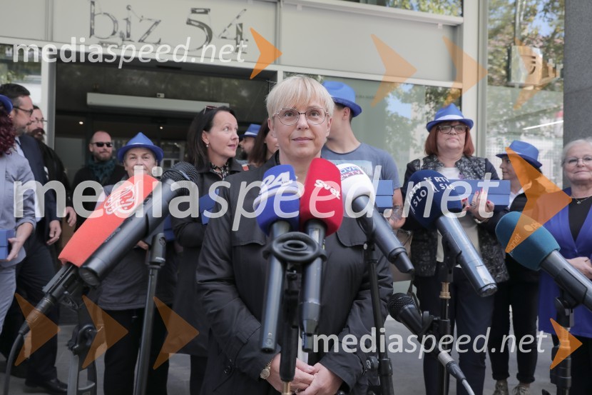  Nataša Pirc Musar, partnerica, direktorica in odvetnica, Pirc Musar odvetniška družba, kandidatka na predsedniških volitvah 2022Vložitev predsedniške kandidature Nataše Pirc Musar