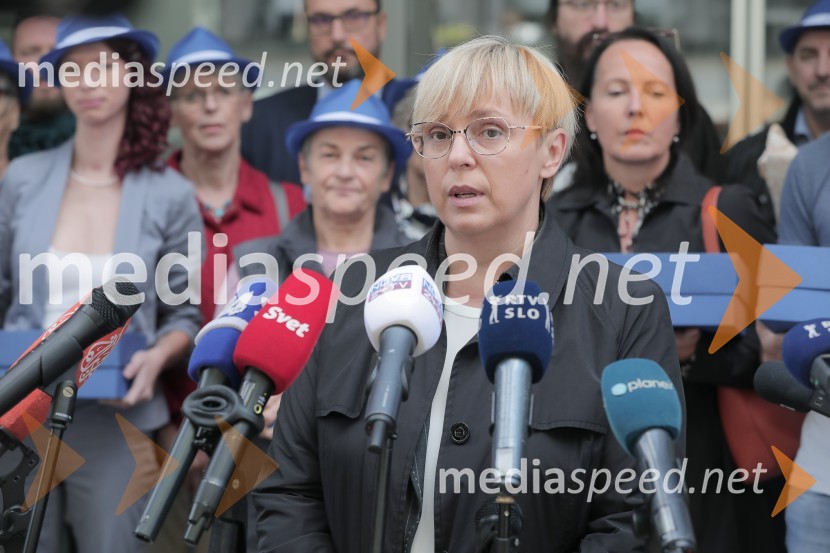  Nataša Pirc Musar, partnerica, direktorica in odvetnica, Pirc Musar odvetniška družba, kandidatka na predsedniških volitvah 2022Vložitev predsedniške kandidature Nataše Pirc Musar