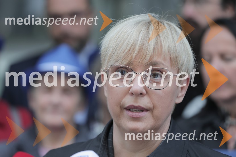  Nataša Pirc Musar, partnerica, direktorica in odvetnica, Pirc Musar odvetniška družba, kandidatka na predsedniških volitvah 2022Vložitev predsedniške kandidature Nataše Pirc Musar