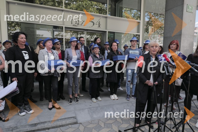  Nataša Pirc Musar, partnerica, direktorica in odvetnica, Pirc Musar odvetniška družba, kandidatka na predsedniških volitvah 2022Vložitev predsedniške kandidature Nataše Pirc Musar