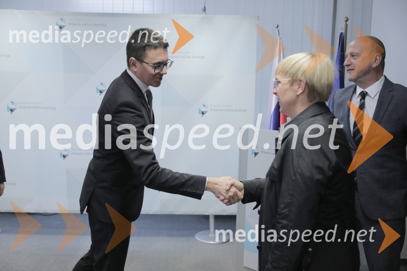  ... ;  Nataša Pirc Musar, partnerica, direktorica in odvetnica, Pirc Musar odvetniška družba, kandidatka na predsedniških volitvah 2022Vložitev predsedniške kandidature Nataše Pirc Musar