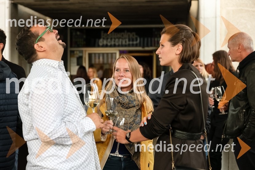  Boštjan Kotnik, Center Janeza Levca Ljubljana ;  Neža  Adamič, center Janeza Levca Ljubljana;  ... Pionirski dom otvoril sezono s predstavitvijo Pionirskega teatra
