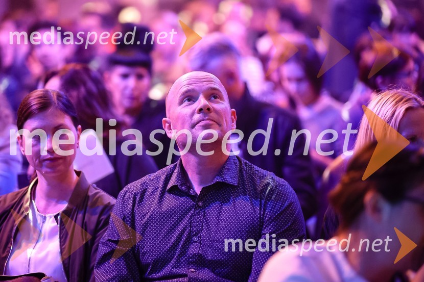 Pionirski dom otvoril sezono s predstavitvijo Pionirskega teatra