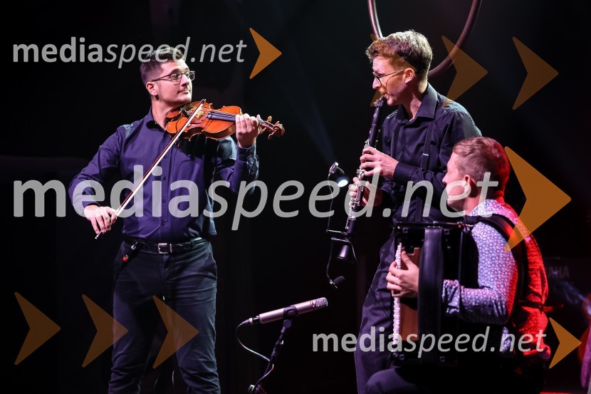 Pionirski dom otvoril sezono s predstavitvijo Pionirskega teatra