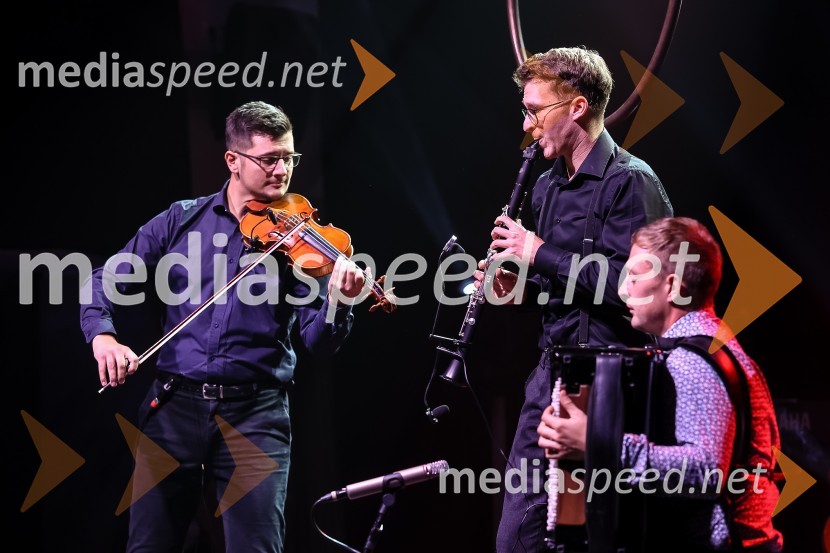 Pionirski dom otvoril sezono s predstavitvijo Pionirskega teatra