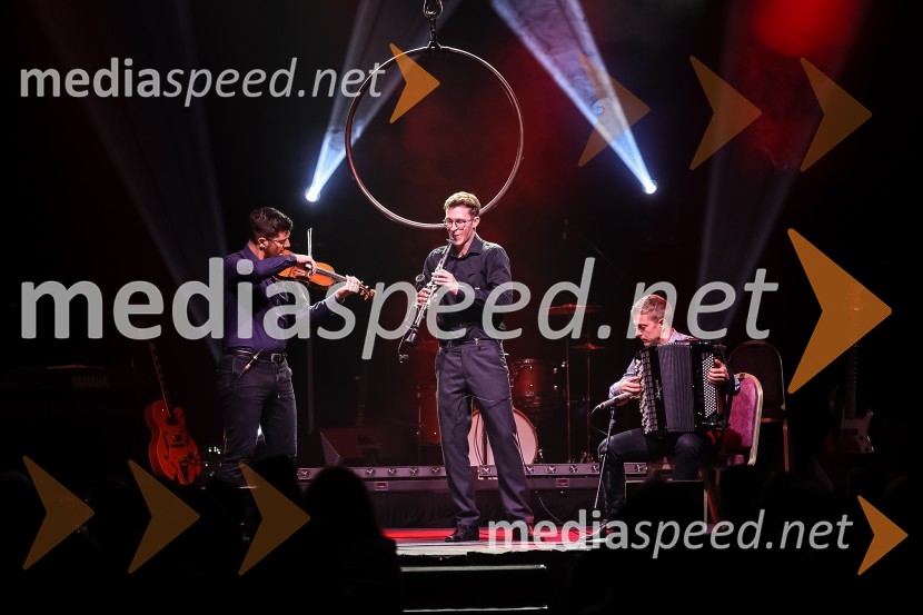 Pionirski dom otvoril sezono s predstavitvijo Pionirskega teatra