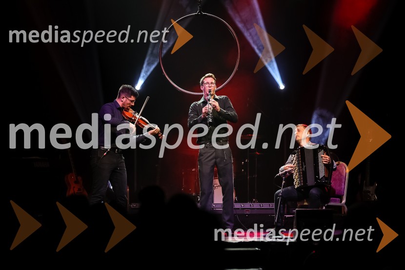 Pionirski dom otvoril sezono s predstavitvijo Pionirskega teatra