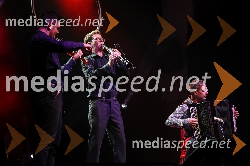 Pionirski dom otvoril sezono s predstavitvijo Pionirskega teatra