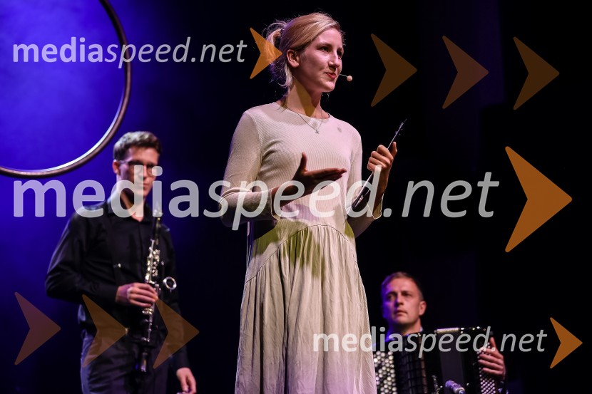  Ivana Percan Kodarin, igralkaPionirski dom otvoril sezono s predstavitvijo Pionirskega teatra