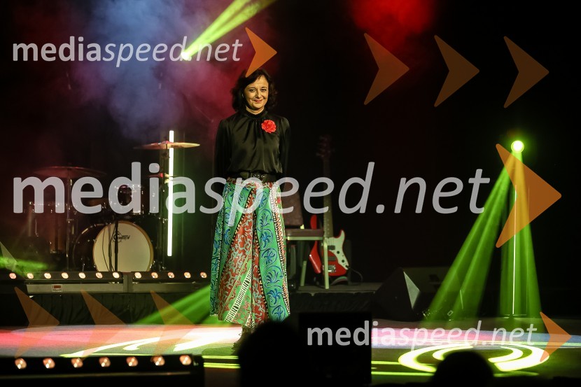  Lara Jankovič, pevka, gledališka, televizijska in filmska igralkaPionirski dom otvoril sezono s predstavitvijo Pionirskega teatra