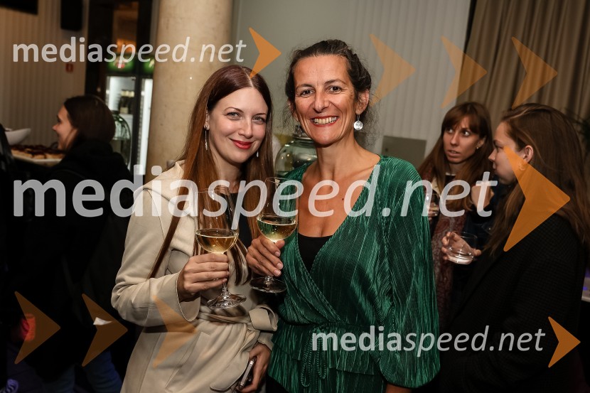  Tadeja  Vovk, vodja oddelka tujih jezikov in kultur, Pionirski dom ;  Vesna Tripković, vodja oddelka za kulturo in ustvarjalnost, Pionirski domPionirski dom otvoril sezono s predstavitvijo Pionirskega teatra