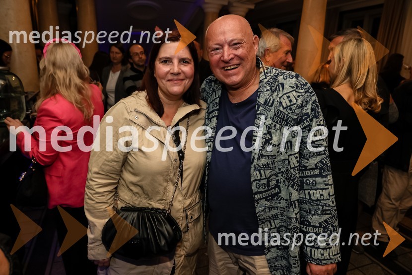  Teja Pelko, novinarka, Svet24;  Nace Junkar, operni pevecPionirski dom otvoril sezono s predstavitvijo Pionirskega teatra