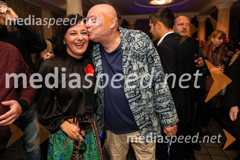  Lara Jankovič, igralka;  Nace Junkar, operni pevecPionirski dom otvoril sezono s predstavitvijo Pionirskega teatra