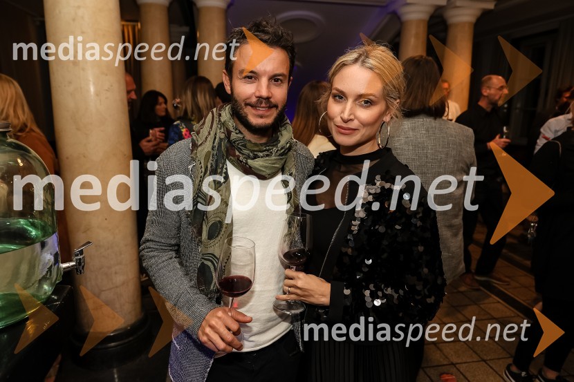  Francesco Borchi, igralec;  Anja  BorchiPionirski dom otvoril sezono s predstavitvijo Pionirskega teatra