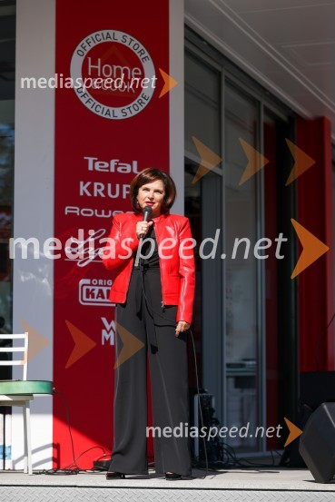  Romana Kancler, direktorica SEB Slovenija d.o.o.Otvoritev trgovine Home and Cook v BTC Ljubljana
