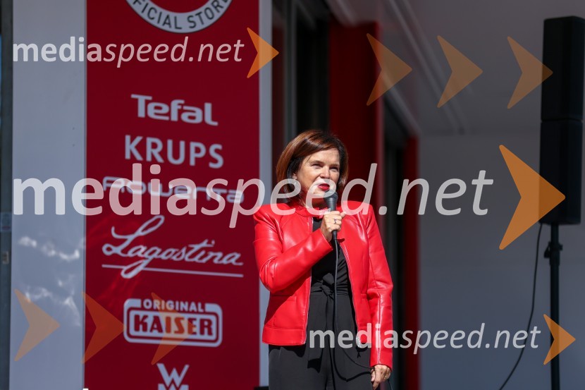  Romana Kancler, direktorica SEB Slovenija d.o.o.Otvoritev trgovine Home and Cook v BTC Ljubljana