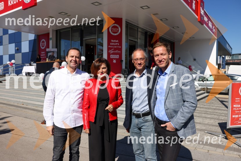  ... ;  Romana Kancler, direktorica SEB Slovenija d.o.o.;  ... ;  ... Otvoritev trgovine Home and Cook v BTC Ljubljana