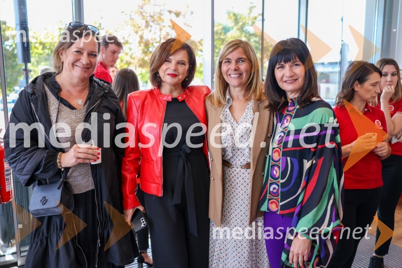  ... ;  Romana Kancler, direktorica SEB Slovenija d.o.o.;  ... ;  ... Otvoritev trgovine Home and Cook v BTC Ljubljana