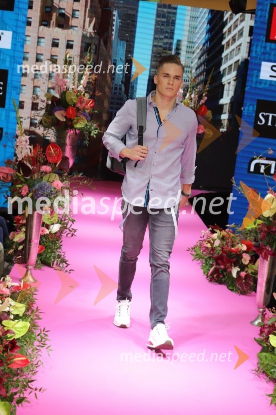  Alen Stoper, maneken za agencijo CyrusModelEuroparkova jesenska modna revija