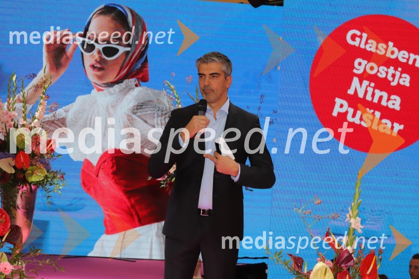  Bor Greiner, odgovorni urednik, Radio CityEuroparkova jesenska modna revija