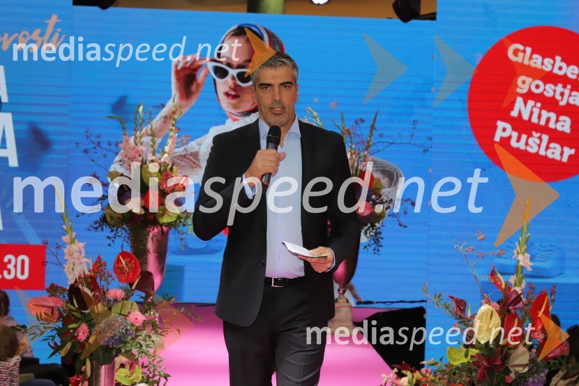  Bor Greiner, odgovorni urednik, Radio CityEuroparkova jesenska modna revija