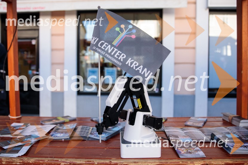 Modna revija in zaključek dogodka Kr`petek v Kranju