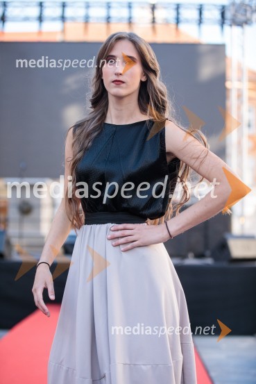 Modna revija in zaključek dogodka Kr`petek v Kranju