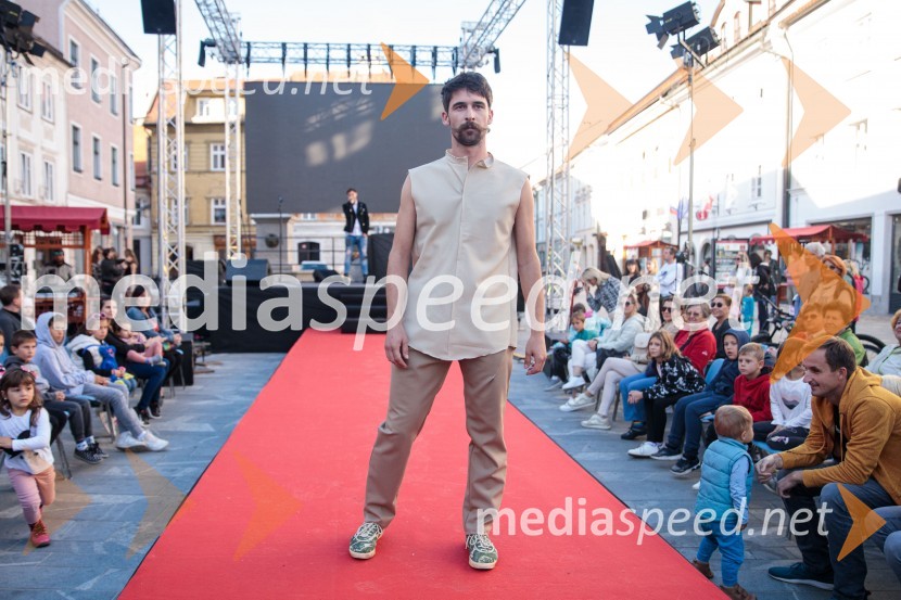 Modna revija in zaključek dogodka Kr`petek v Kranju