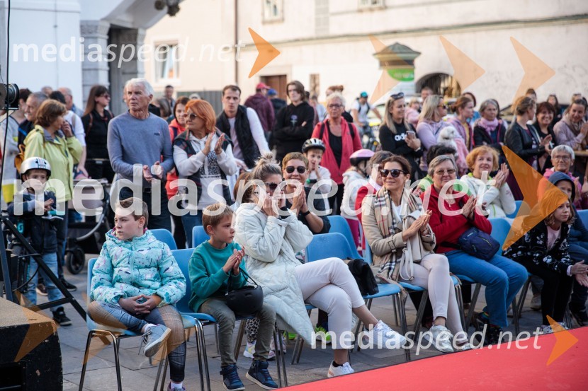 Modna revija in zaključek dogodka Kr`petek v Kranju