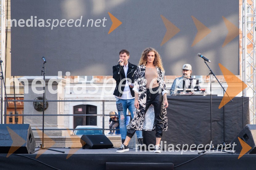  Aydin Huzejrović, oblikovalec DNA clothes;  Maša Ferme;  Dalaj Eegol, DJ- RecyclemanModna revija in zaključek dogodka Kr`petek v Kranju