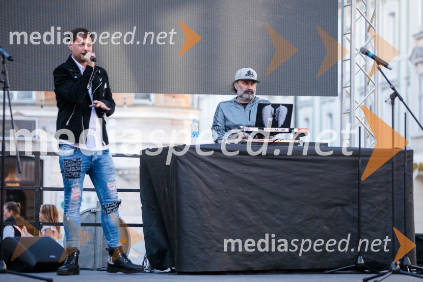  Aydin Huzejrović, oblikovalec DNA clothes;  Dalaj Eegol, DJ- RecyclemanModna revija in zaključek dogodka Kr`petek v Kranju