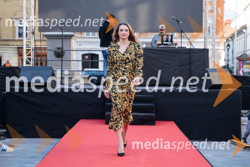 Modna revija in zaključek dogodka Kr`petek v Kranju