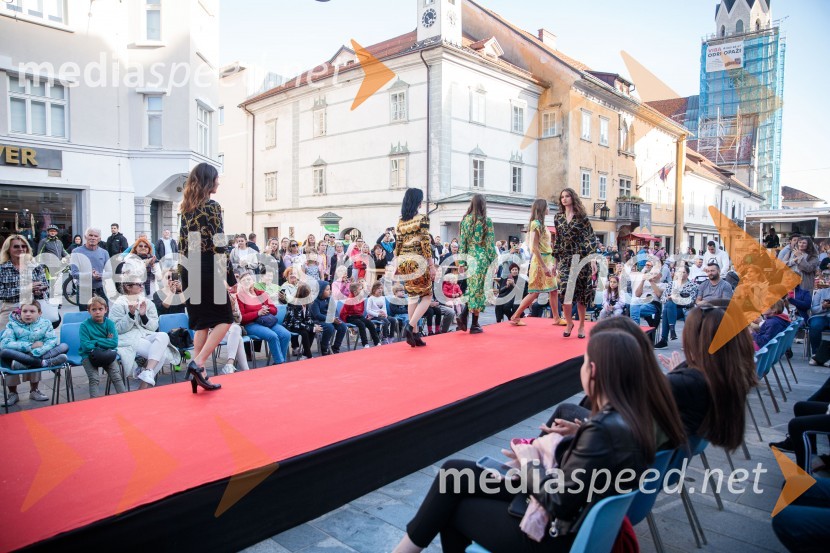 Modna revija in zaključek dogodka Kr`petek v Kranju