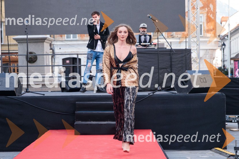 Modna revija in zaključek dogodka Kr`petek v Kranju