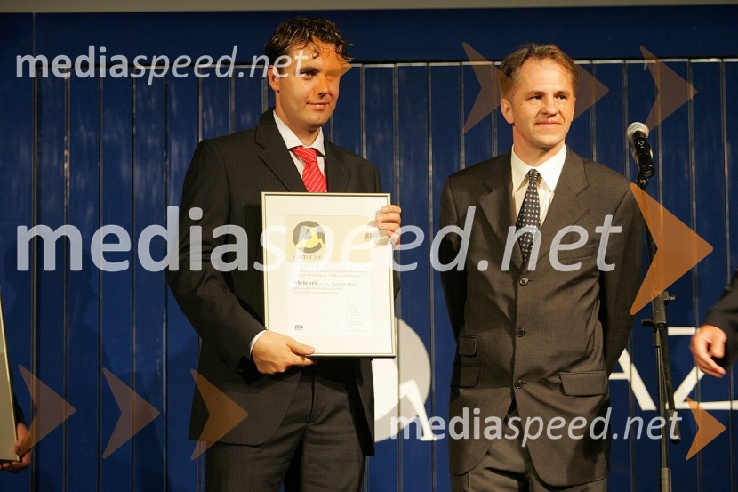 Kristjan Gajšek, direktor podjetja Meteorit in ...Podelitev priznanj Gazela 2004