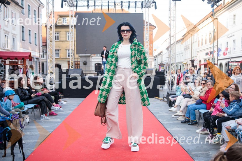 Modna revija in zaključek dogodka Kr`petek v Kranju