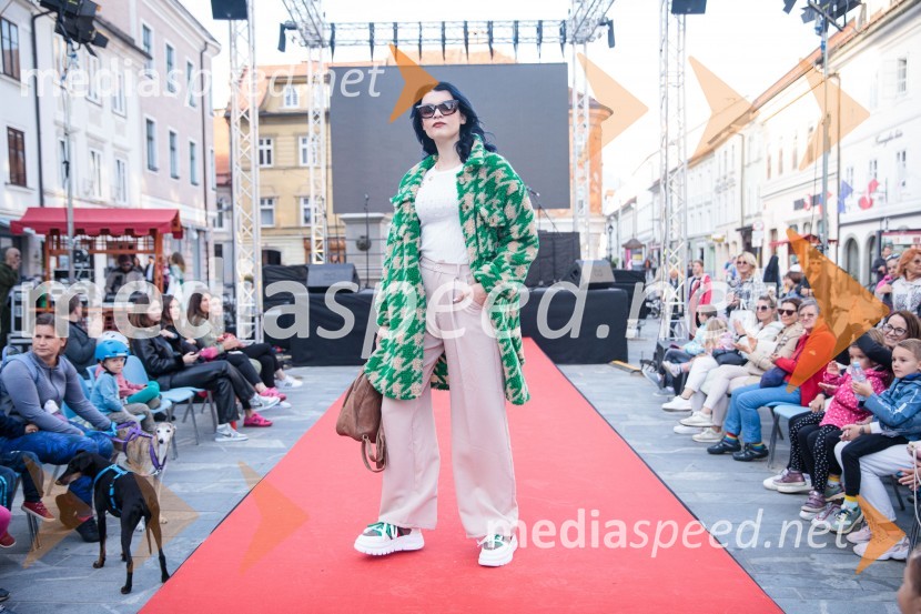 Modna revija in zaključek dogodka Kr`petek v Kranju