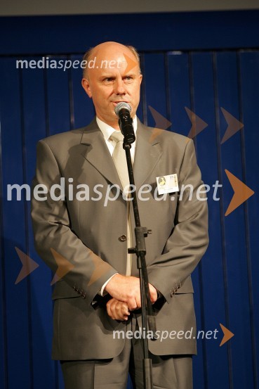 Štefan Kuzma, direktor podjetja VaristaPodelitev priznanj Gazela 2004