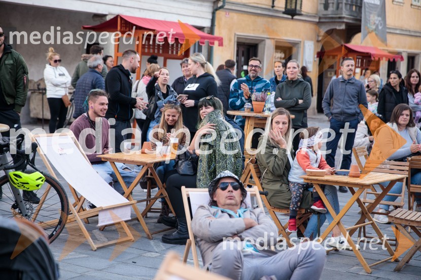 Modna revija in zaključek dogodka Kr`petek v Kranju
