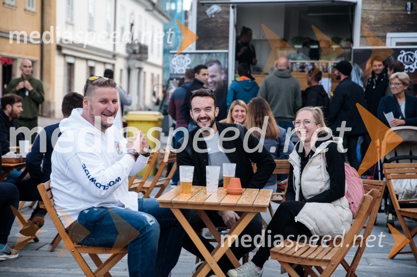 Modna revija in zaključek dogodka Kr`petek v Kranju