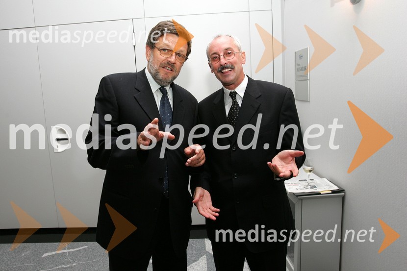 Jože Petrovčič, glavni urednik Gospodarski vestnik in Srečko Pirtovšek, odgovorni urednik revij Založbe KapitalPodelitev priznanj Gazela 2004