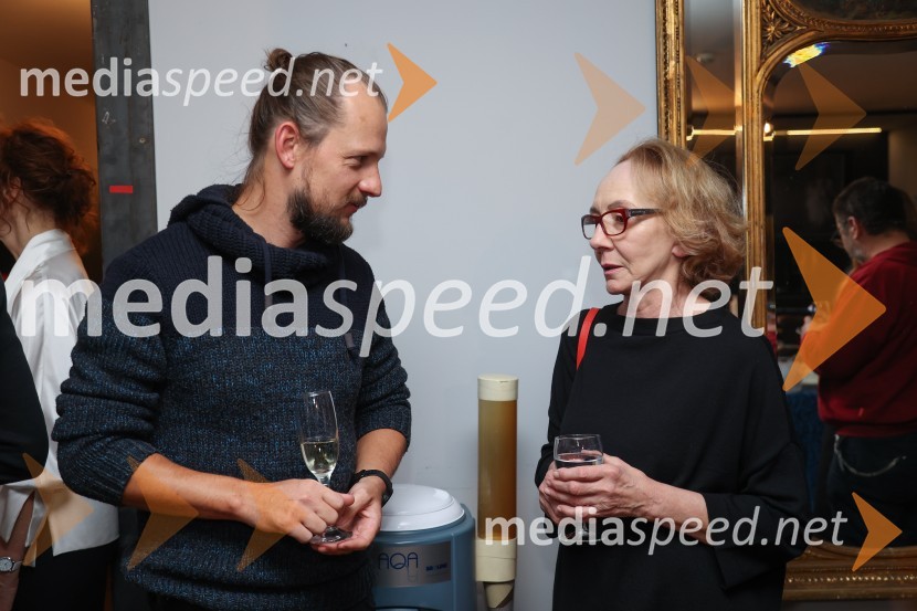  Jernej Gašperin, igralec;  Silva Čušin Povše, dramska igralkaOtroci, premiera drame