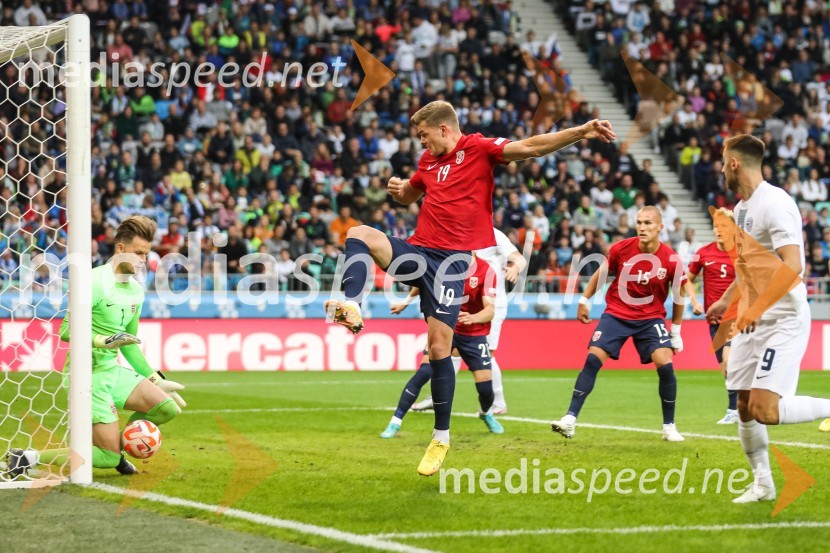  ... ;  ... ;  Andraž Šporar, nogometaš, ŠK Slovan BratislavaLiga Narodov, Slovenija - Norveška