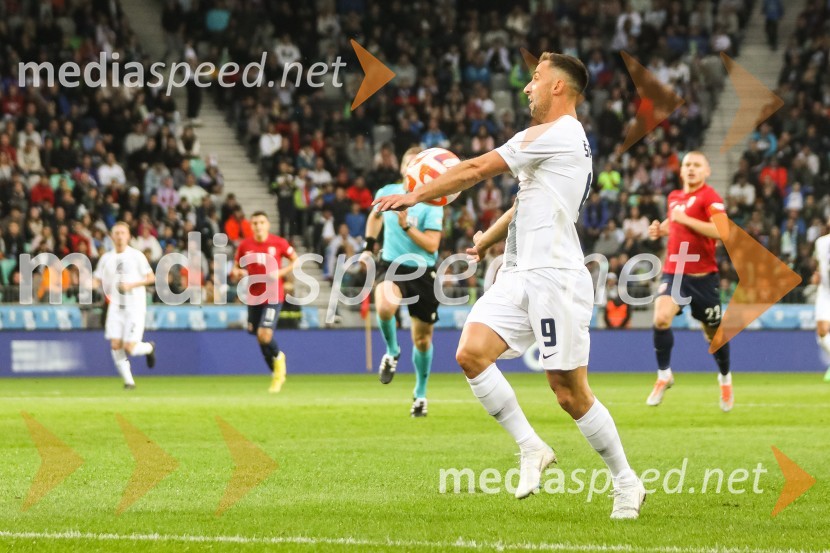  Andraž Šporar, nogometaš, ŠK Slovan BratislavaLiga Narodov, Slovenija - Norveška