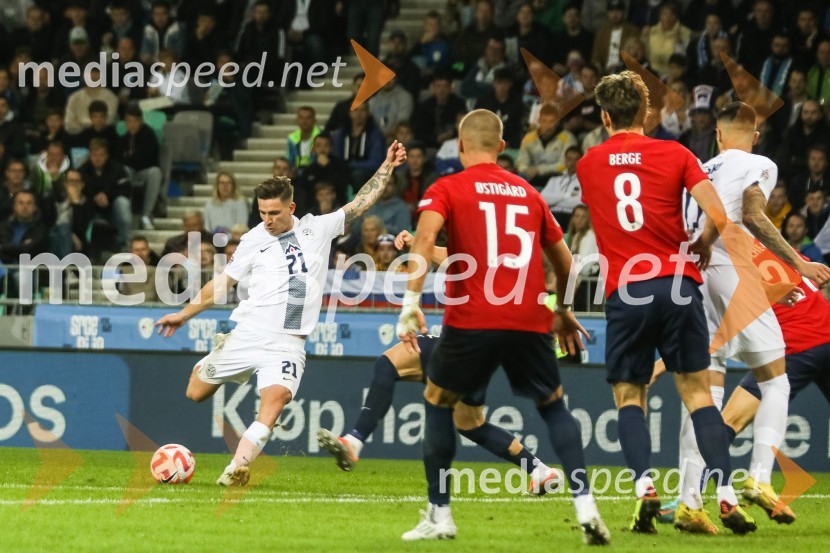  Benjamin Verbič, nogometaš, Dinamo KijevLiga Narodov, Slovenija - Norveška