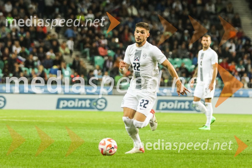  Adam Gnezda Čerin, nogometaš, NK DomžaleLiga Narodov, Slovenija - Norveška