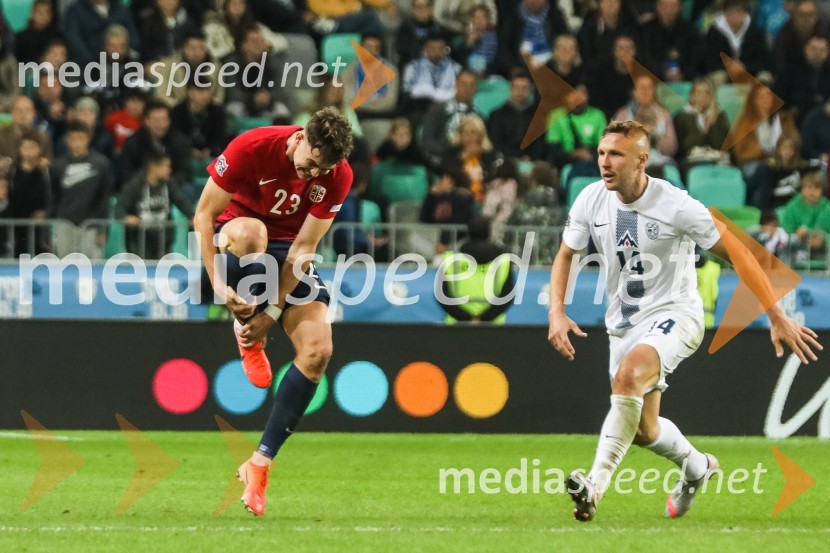  ... ;  Jasmin Kurtić, nogometaš, SpalLiga Narodov, Slovenija - Norveška