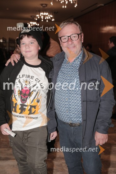  Oskar Emeršič;  Bojan Emeršič, igralecIdiot, premiera drame in podelitev Delovih nagrad