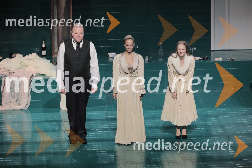  Jožef Ropoša, igralec;  Viktorija Bencik Emeršič, igralka;  Lena Hribar  Škrlec, igralkaIdiot, premiera drame in podelitev Delovih nagrad